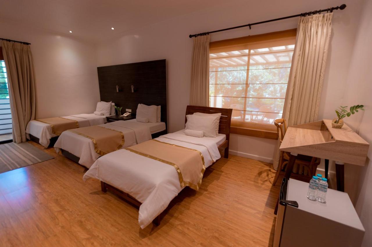 Bellagio Hills Hotel And Restaurant Paoay エクステリア 写真